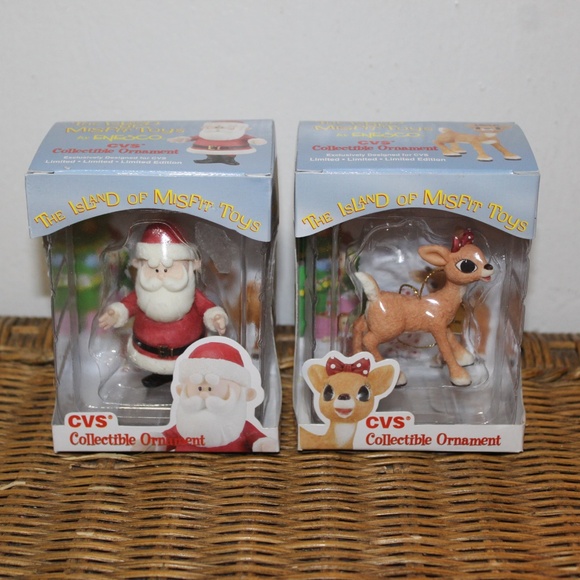 The Island of Misfit Toys by Enesco. CVS Collectible Ornaments. Set of 8 - Picture 3 of 7
